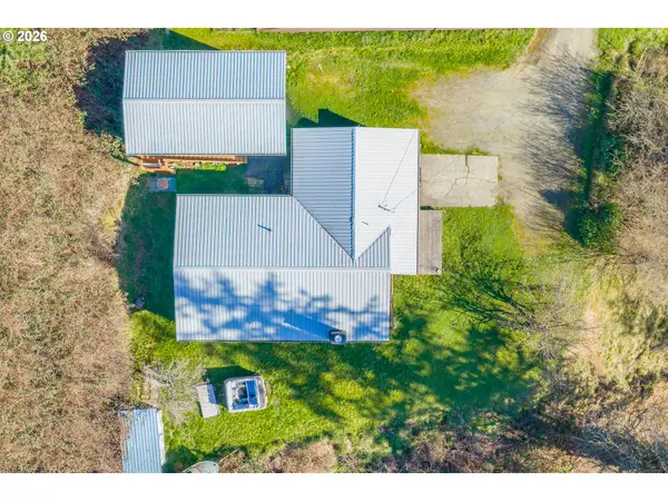 536 18TH ST, Myrtle Point, OR 97458