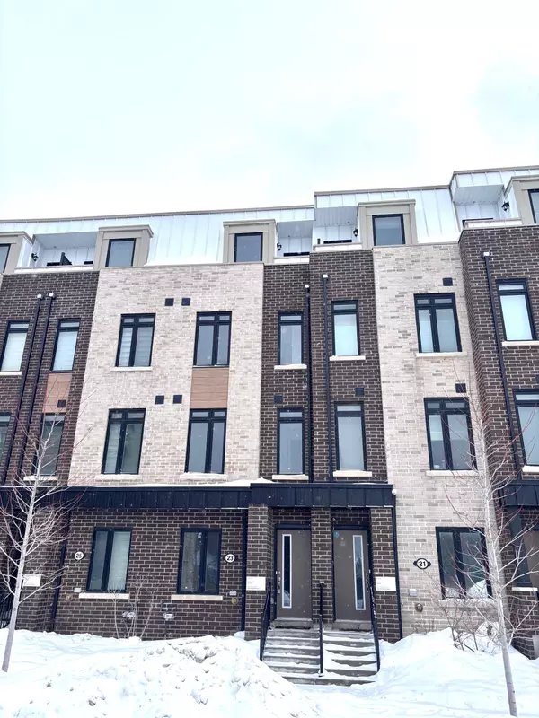 23 Case Ootes DR, Toronto, ON M4A 0A9