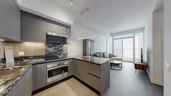 Barrie, ON L4N 1S9,39 Mary ST #3201