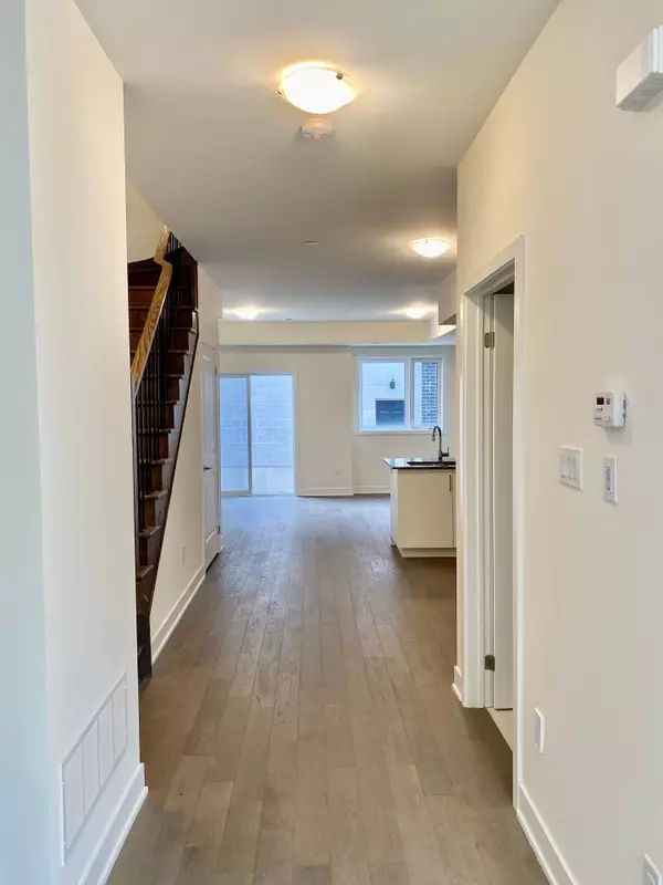 Toronto, ON M3K 0C4,33 Frederick Tisdale DR