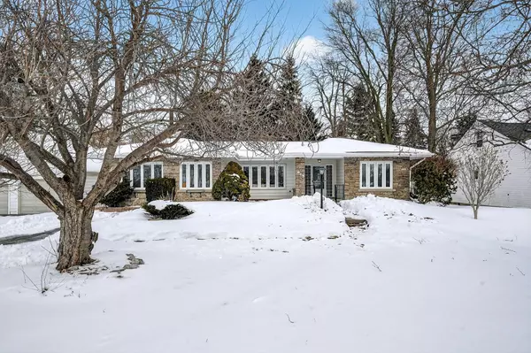 Haldimand, ON N1A 1V9,617 Lock ST W