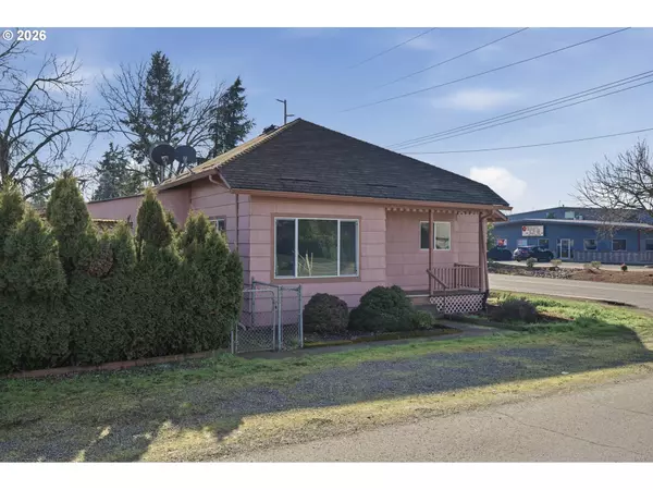 Canby, OR 97013,108 W 1ST ST