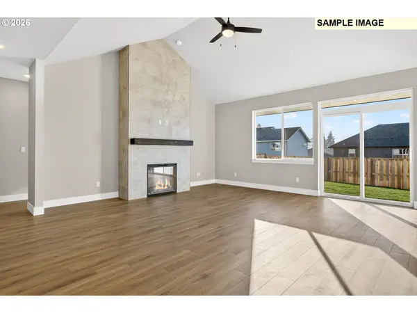 2139 E Otter LOOP #62, La Center, WA 98629