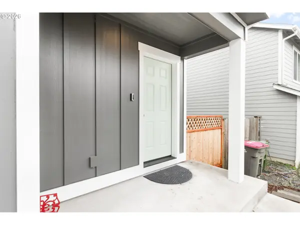 1463 SE HONEYSUCKLE LOOP, Warrenton, OR 97146