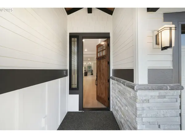 818 NW 173RD CIR, Ridgefield, WA 98642