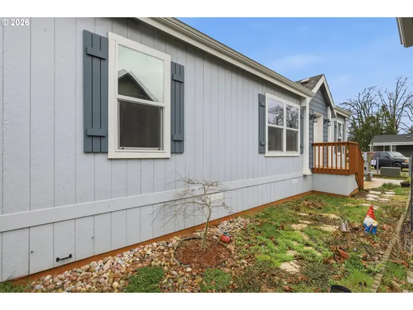 Clackamas, OR 97015,10701 SE HIGHWAY 212 #C4