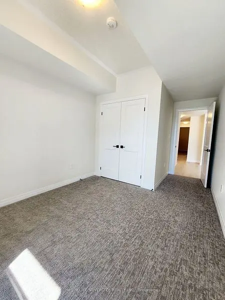 142 Foamflower PL #C33, Waterloo, ON N2C 0G9