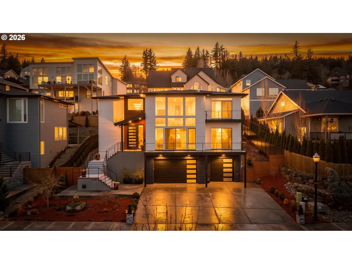 1345 N R ST, Washougal, WA 98671