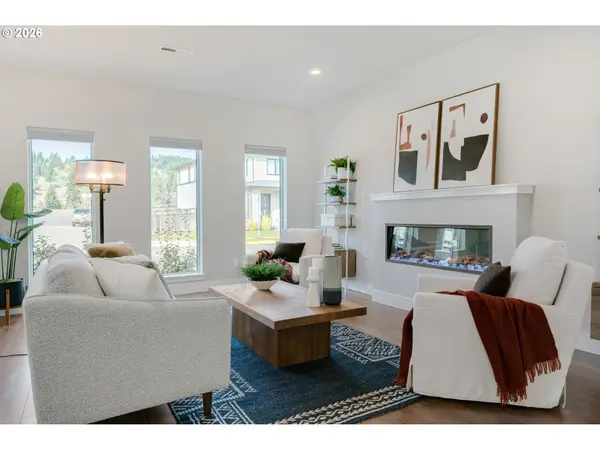 16492 SE SILVER CREEK FALLS DR, Happy Valley, OR 97086