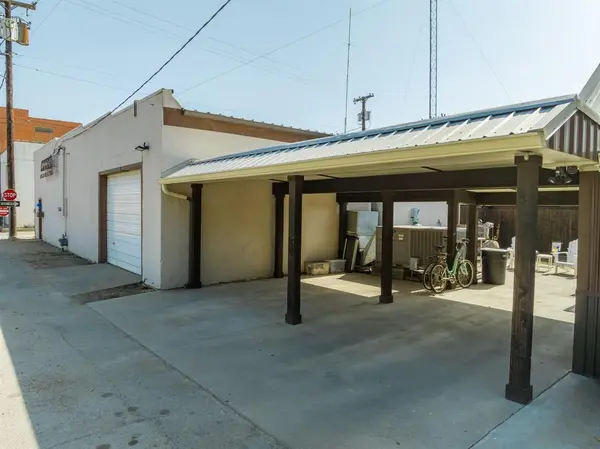 116. E Gould St Street, Hillsboro, TX 76645