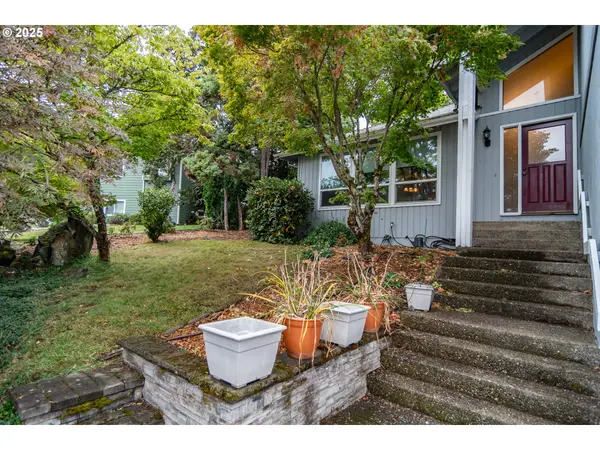 Roseburg, OR 97471,1006 WOODWILLOW DR