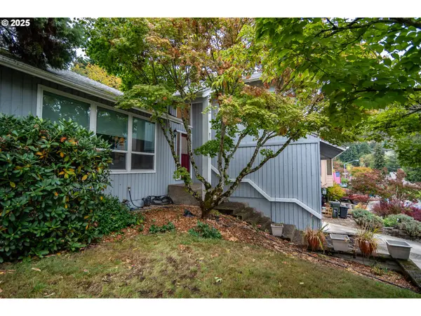 1006 WOODWILLOW DR, Roseburg, OR 97471