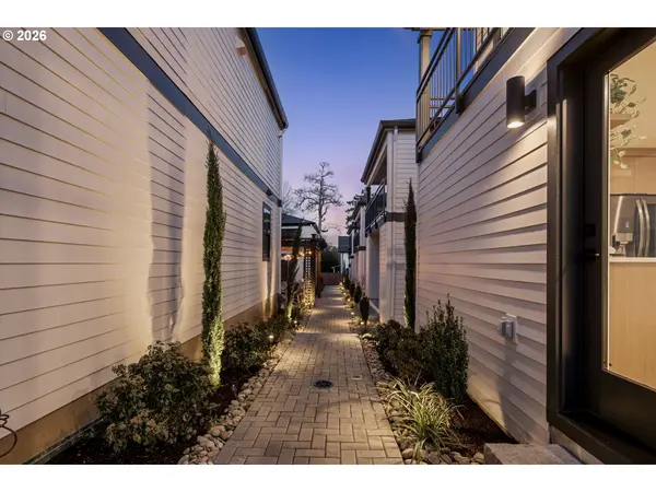 801 3rd ST, Lake Oswego, OR 97034