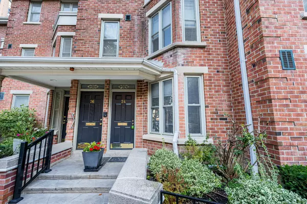 Toronto, ON M4Y 1L2,24 IRWIN AVE