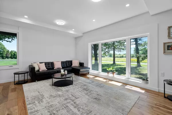 Fort Erie, ON L2A 5M4,1546 Nigh RD