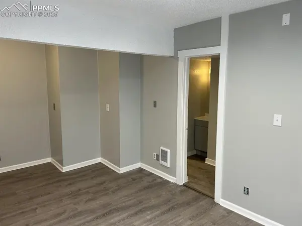 812 Colorado AVE, Colorado Springs, CO 80905