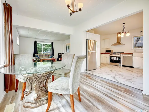 371 6th AVENUE NW, Swift Current, SK S9H 0X9