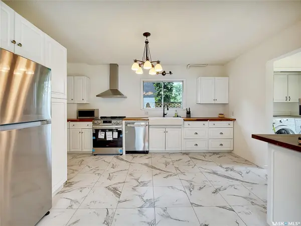 371 6th AVENUE NW, Swift Current, SK S9H 0X9