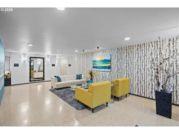 Lake Oswego, OR 97034,16250 PACIFIC HWY #69