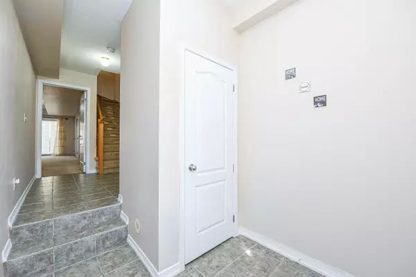 Brampton, ON L6Y 0R1,103 Cedar Lake CRES