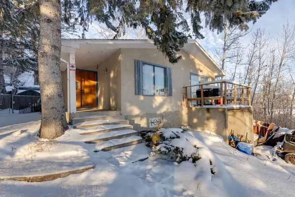 3615 1 ST NE, Calgary, AB T2E 3L8