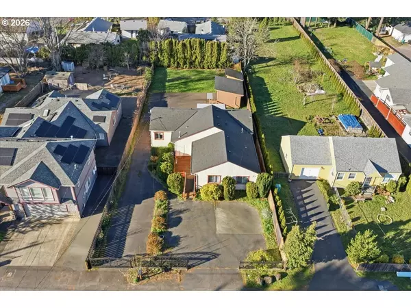 833 SE 151ST AVE, Portland, OR 97233