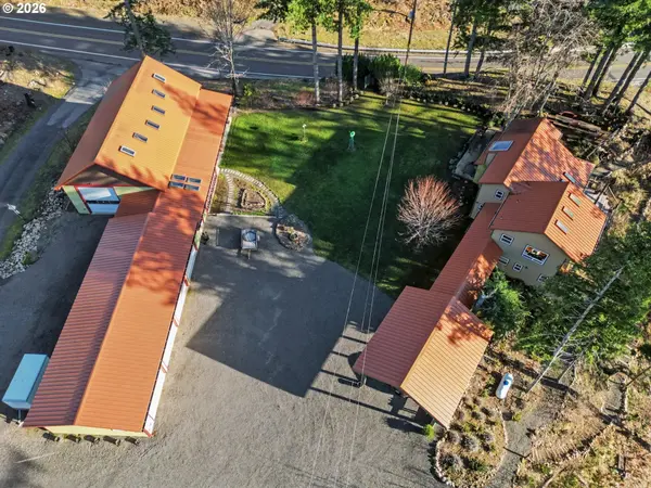 32365 N FORK RD, Lyons, OR 97358