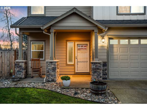 128 FINNEYS AVE, Molalla, OR 97038