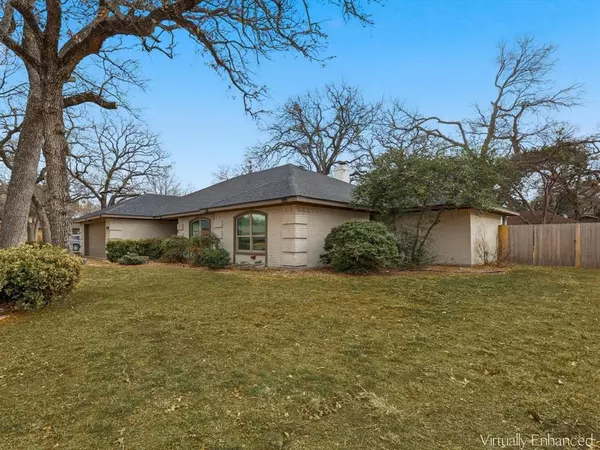 De Cordova, TX 76049,6309 Sioux Drive