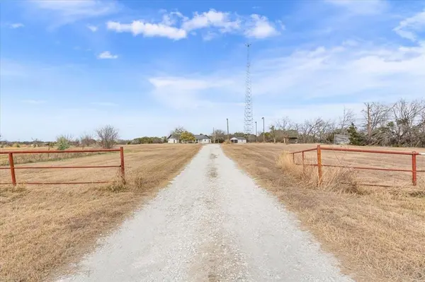 15966 Old China Spring Road, China Spring, TX 76633