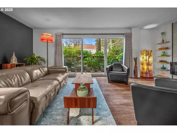 Portland, OR 97205,2393 SW PARK PL #113