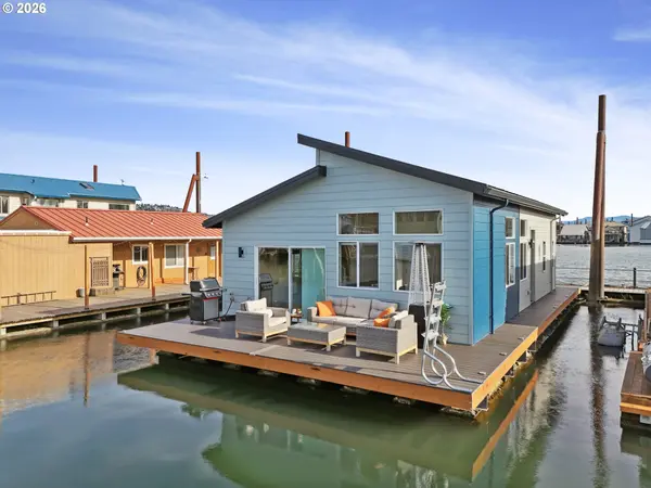 Portland, OR 97230,18989 NE Marine DR #A6