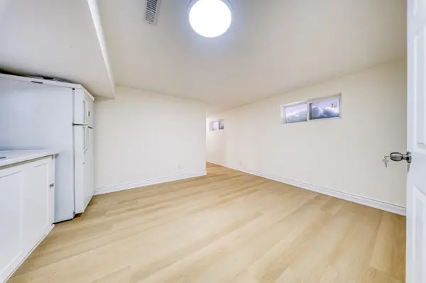 82A Birchmount Rd RD W #Lower, Toronto E06, ON M1N 3J6