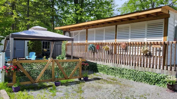 3 Woody Way BLVD E, Georgina, ON L0E 1N0