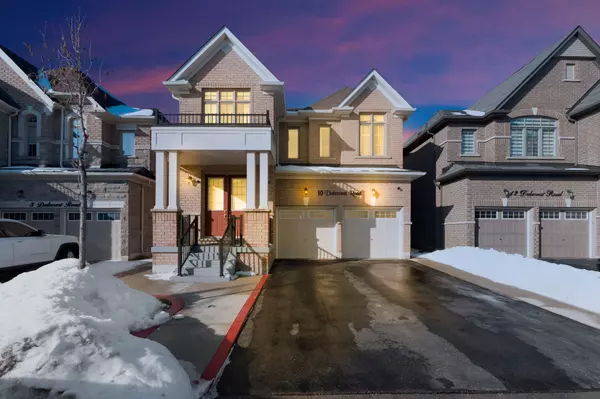 10 Dalecrest RD, Brampton, ON L6X 5N3