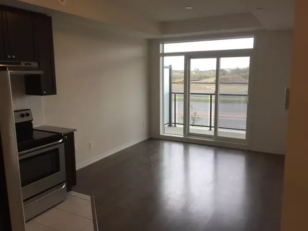 Brampton, ON L6Y 6B9,54 Sky Harbour DR #206