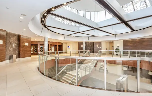 3888 Duke Of York BLVD #430, Mississauga, ON L5B 4P5