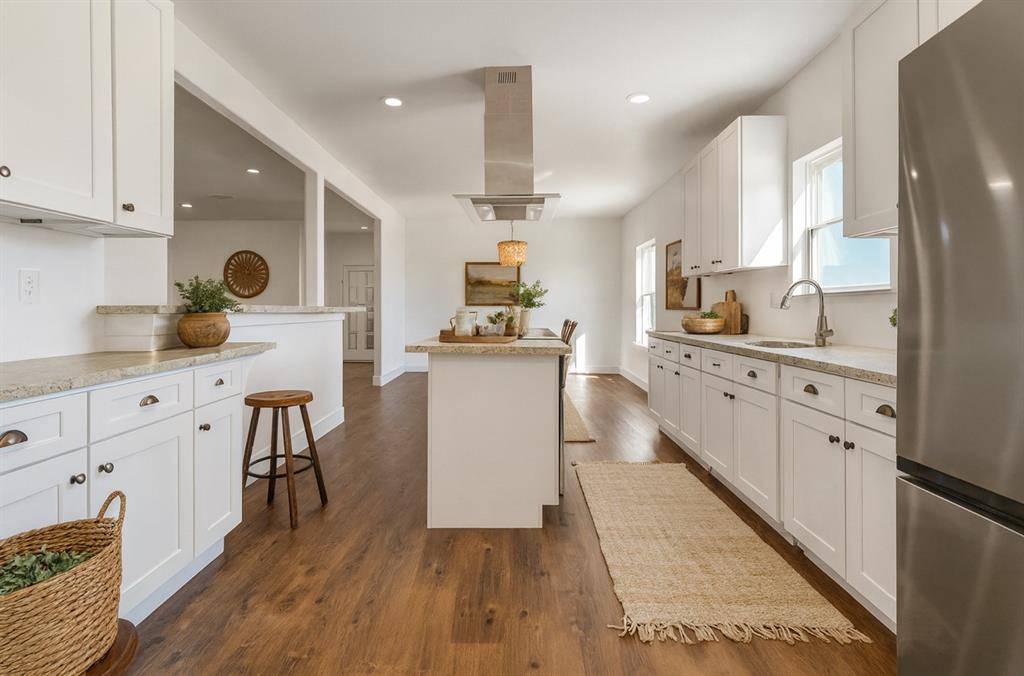 1128 Newton Road, Ferris, TX 75125