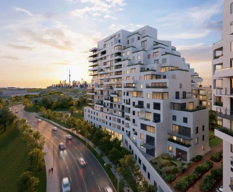 Toronto, ON M4L 0B7,1050 Eastern AVE S #806