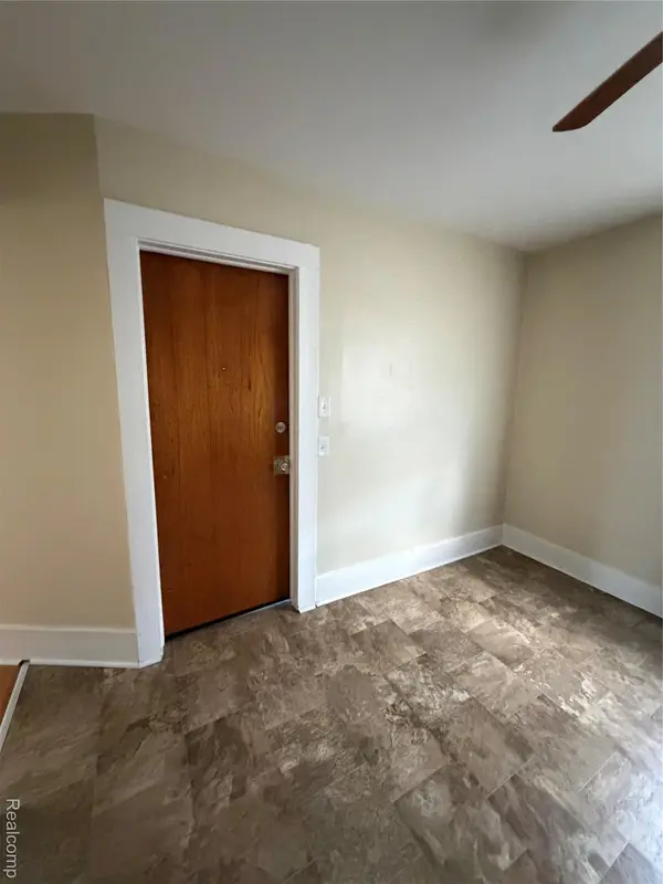 247 Girard AVE, Royal Oak, MI 48073