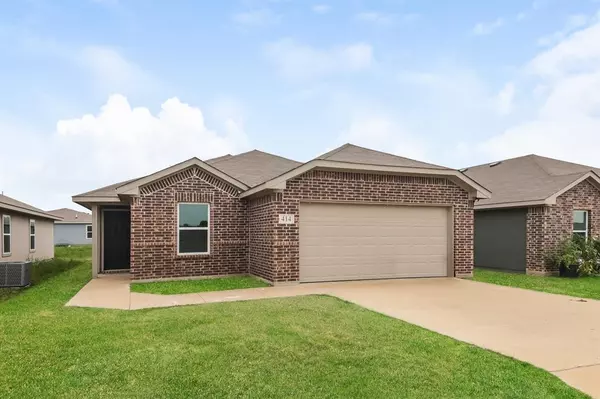 Mabank, TX 75147,414 Shorty Street