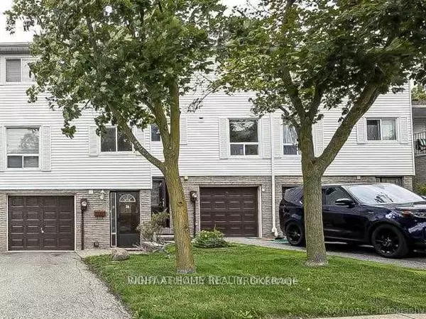 Toronto C15, ON M2H 2Y7,38 Edgar Woods RD #34