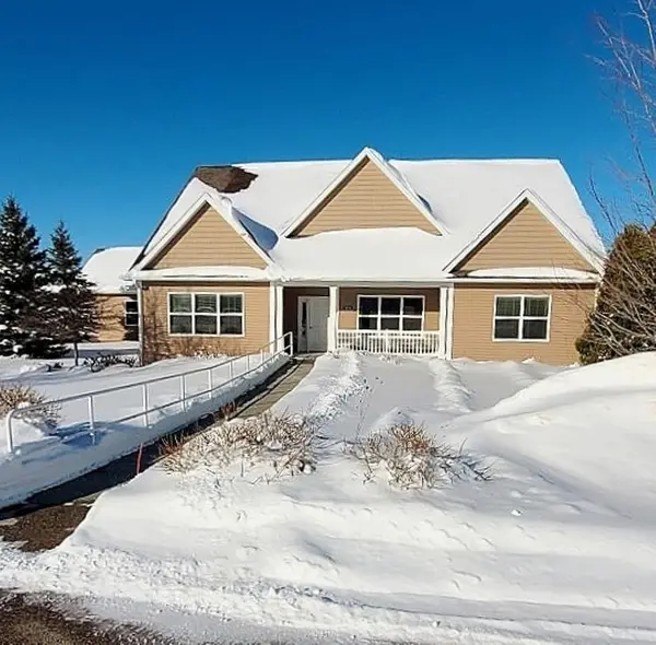 3205 Supply RD, East Bay Twp, MI 49686