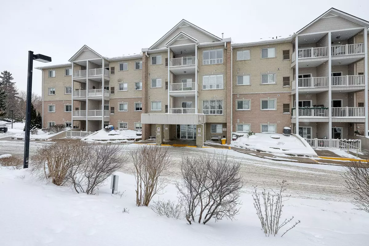 Ingersoll, ON N5C 1C4,46 Canterbury ST #201