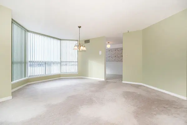 360 Watson ST W #901, Whitby, ON L1N 9G2