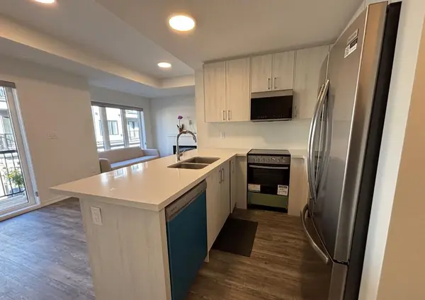 182 MATAWIN LN, Richmond Hill, ON L4B 3X9