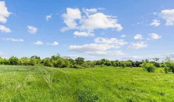 West Lincoln, ON L0R 2A0,6-30 Shurie RD