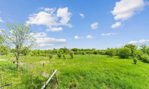 West Lincoln, ON L0R 2A0,6-30 Shurie RD