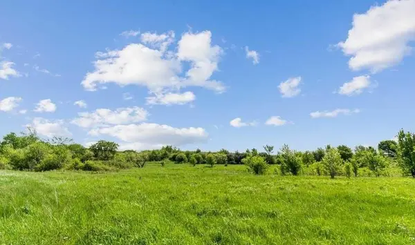 West Lincoln, ON L0R 2A0,6-30 Shurie RD