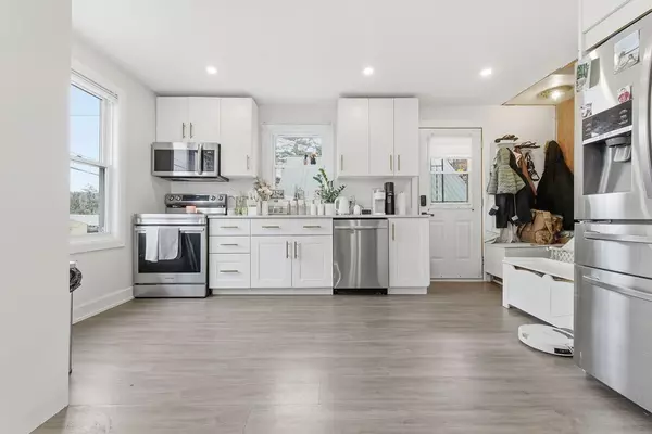 North Algona Wilberforce, ON K0J 1T0,8613 60 HWY